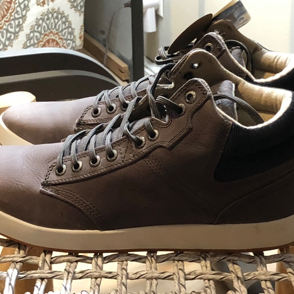 SOLD 💕 KODIAK Men's Mid-cut Leather Sneaker: size 9.5. BRAND NEW WITH TAGS! - Picture 7 of 10